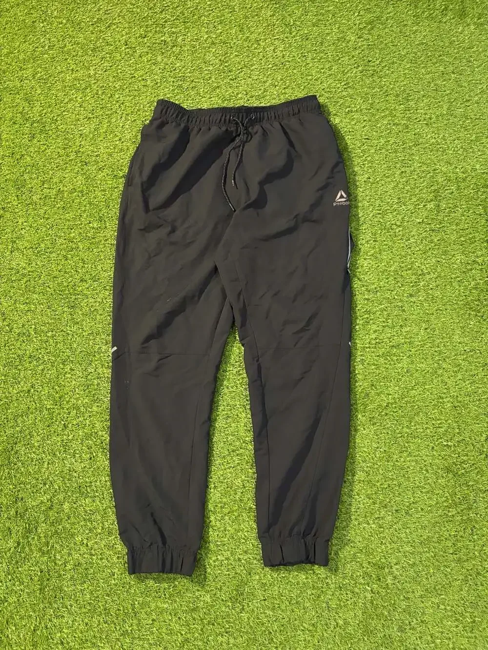 Reebok Men's Black Athletic Woven Jogger Track Pants